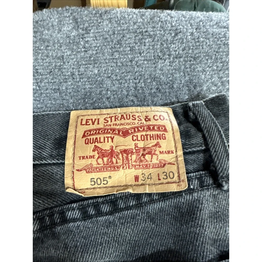 Levi's Jeans Mens Size 34x30 Black 505 Regular Fit Straight Leg Denim Pants